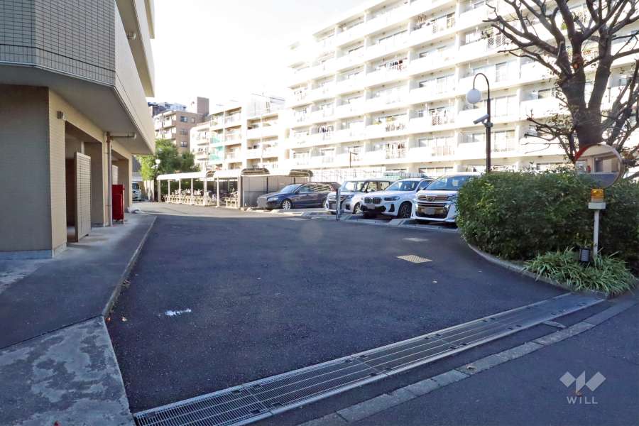 敷地内駐車場（屋外平面式）