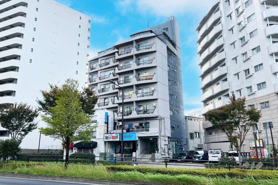 パーク坂上の外観（北東側から）