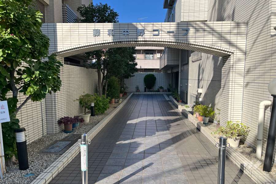 エントランスアプローチ