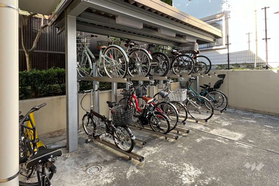 駐輪場（屋根付き）
