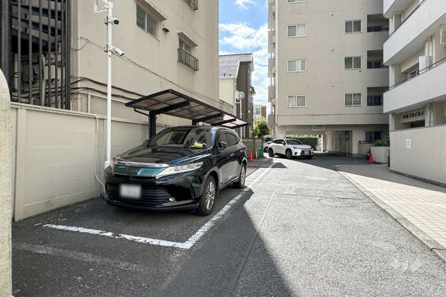 敷地内駐車場（屋外平面式）