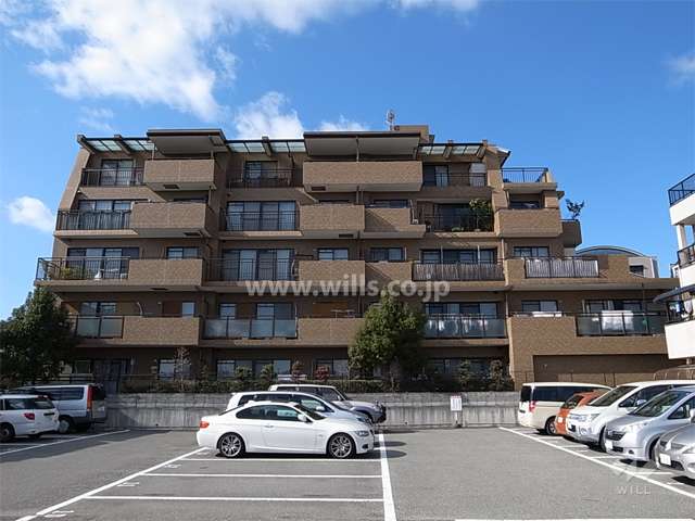 セントラル夙川東の外観（東側から）