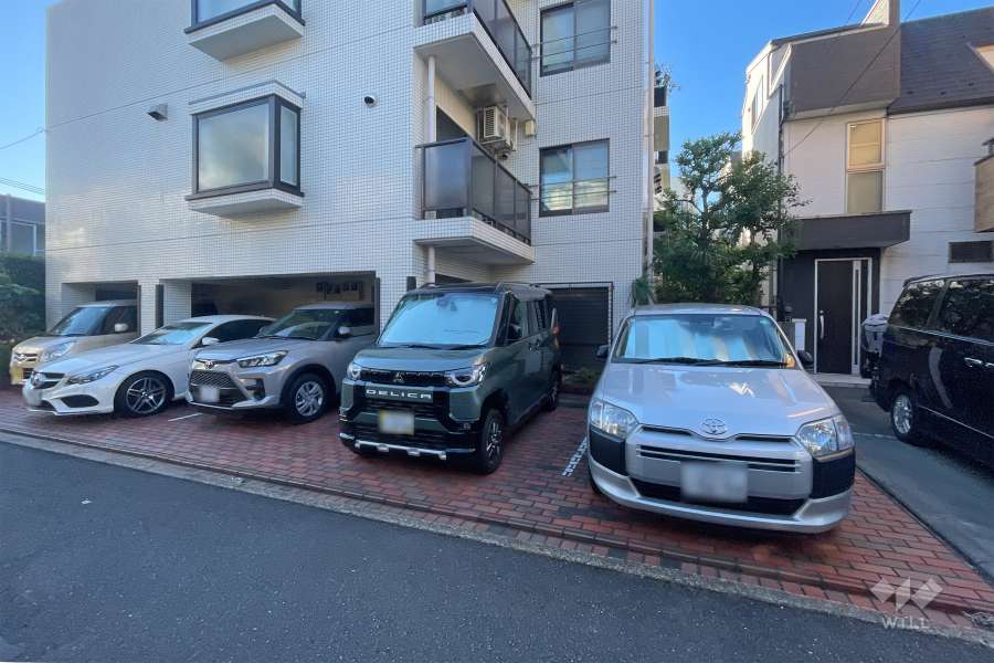 敷地内駐車場（屋外平面式）