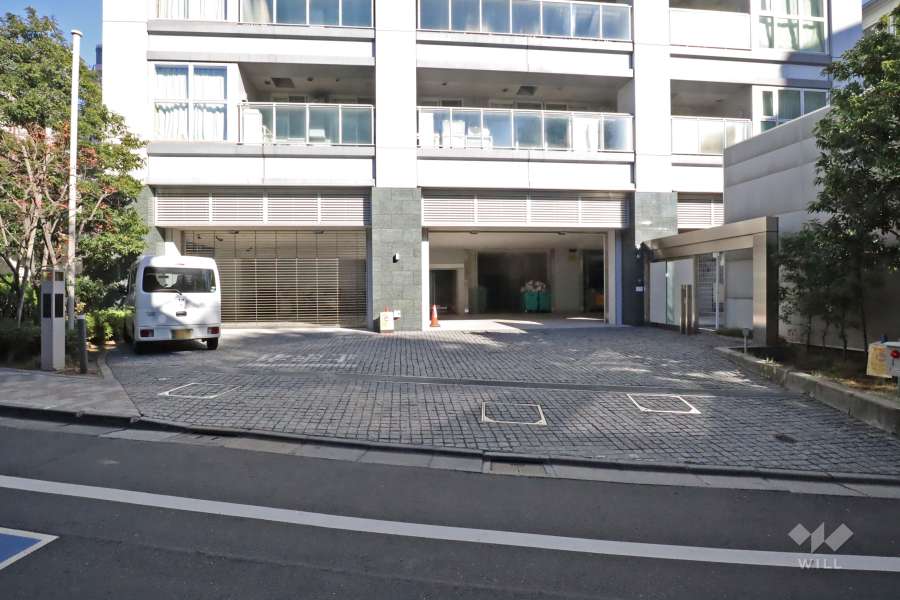 駐車場出入口