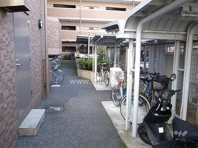 駐輪場、バイク置き場
