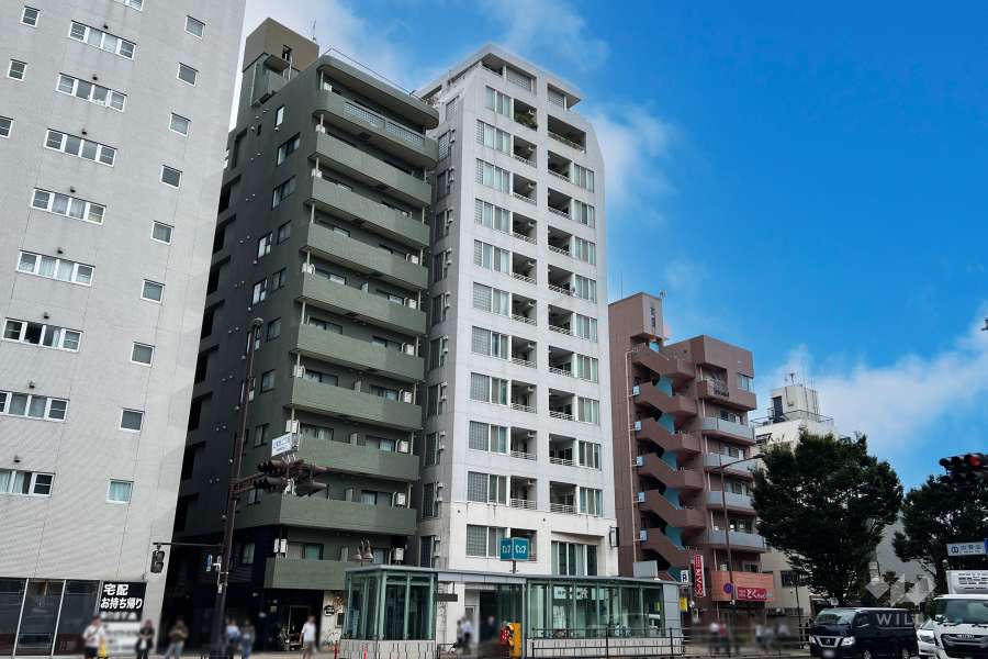 アクシルコート東中野の外観（北西側から）