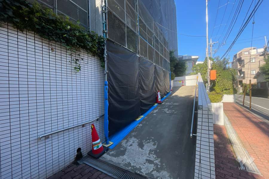 駐輪場の出入り口