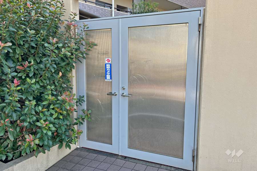 駐輪場出入り口