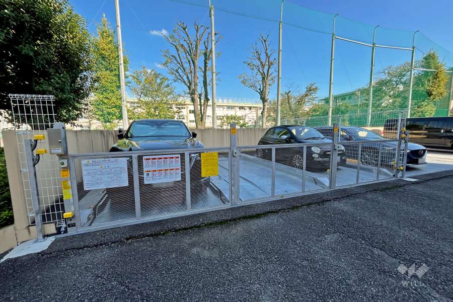 敷地内駐車場（屋外機械式）