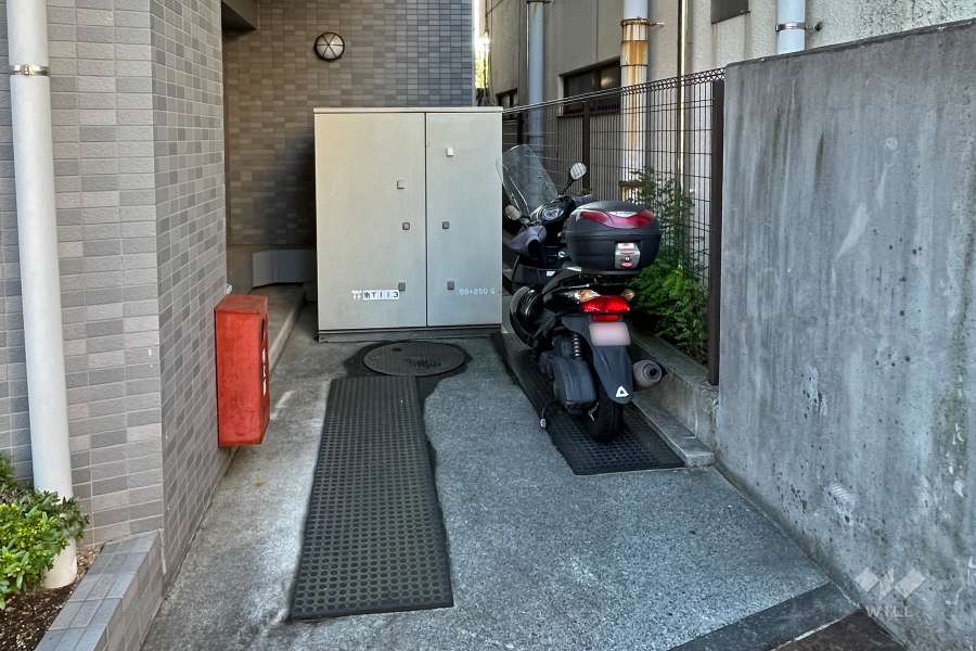 バイク置場