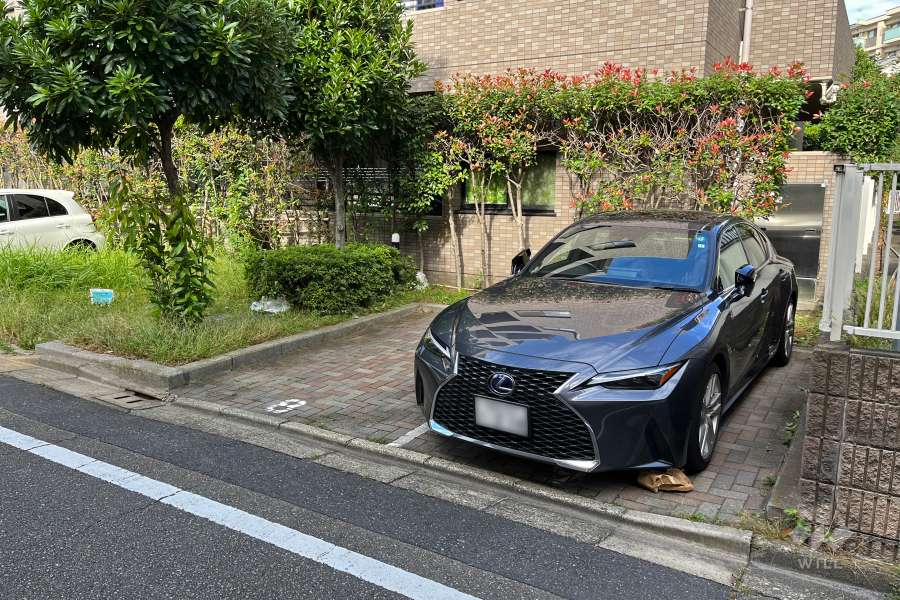 敷地内駐車場（屋外平面式）
