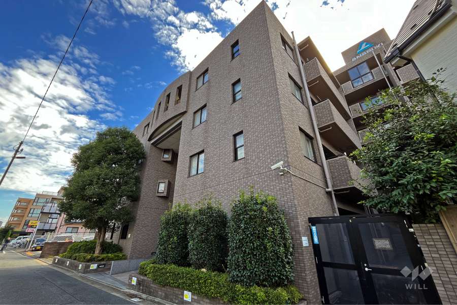 サーパス方南町の外観（北西側から）