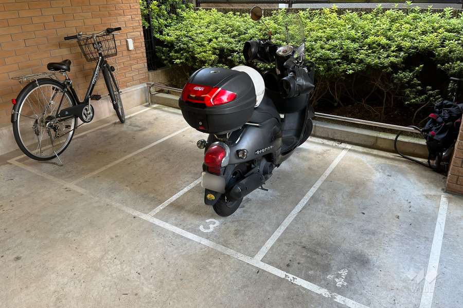 バイク置場
