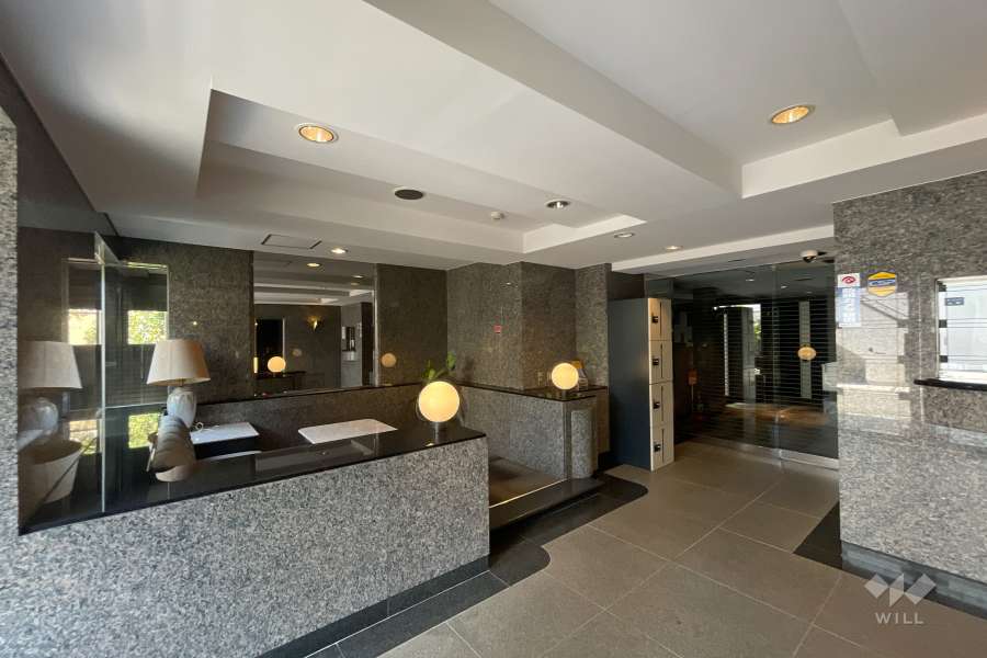 エントランスホール　