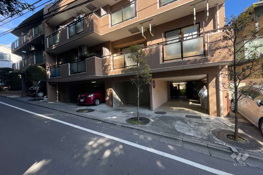 敷地内駐車場（屋外平面式）