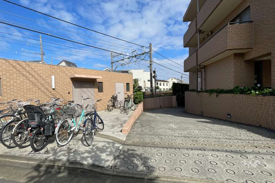 駐車場の出入り口　