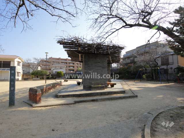 敷地北側には隣接して『浦風公園』があります。