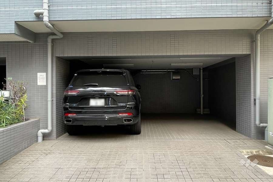 敷地内駐車場（屋内平面式）