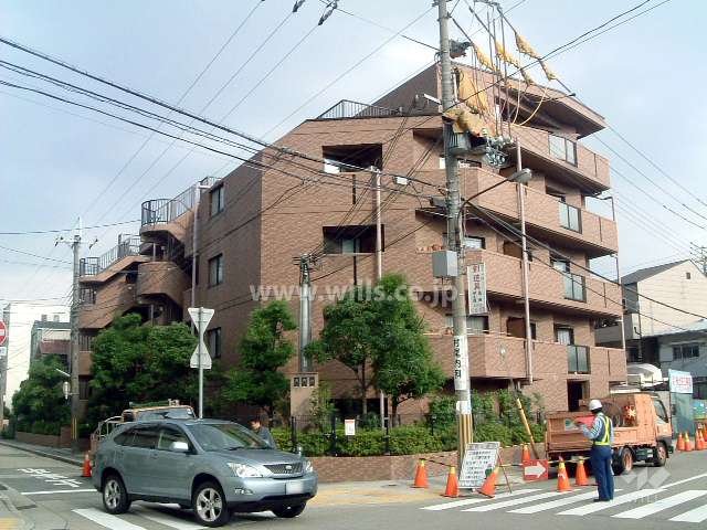 ネオハイツ甲子園口の外観（北東から）