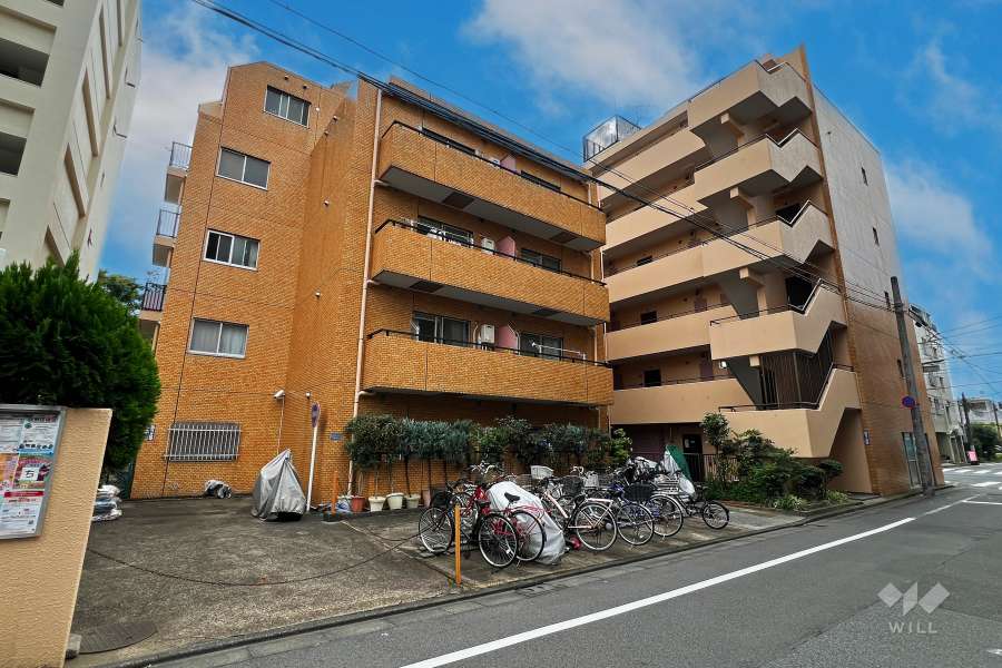 ライオンズマンション新中野の外観（北東側から）