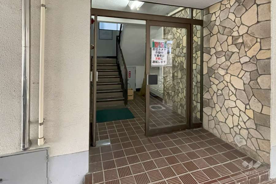 エントランス　