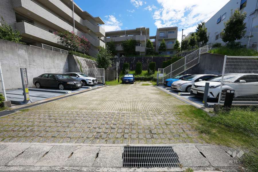 敷地内駐車場（屋外機械式・平面式）