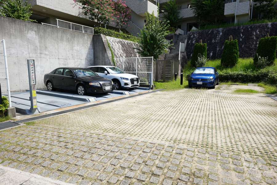 敷地内駐車場（屋外機械式・屋外平面式）