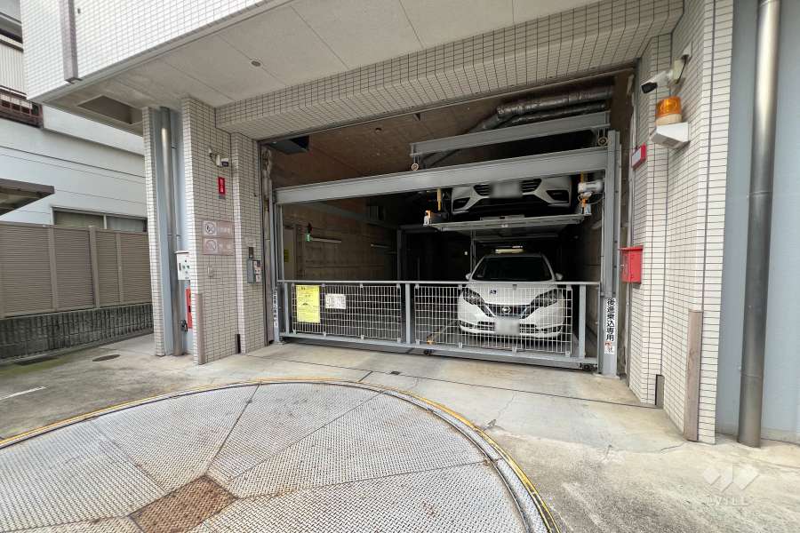 敷地内駐車場（屋内機械式）