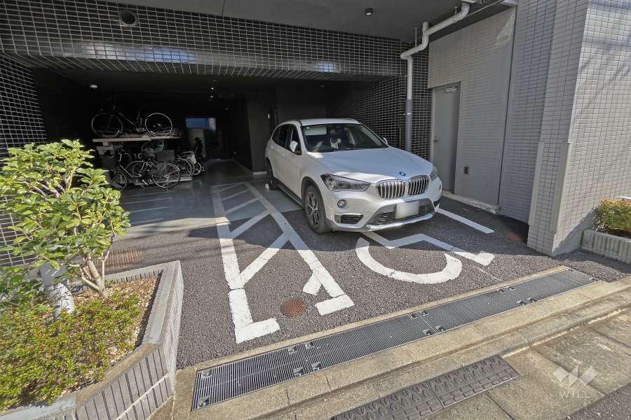 敷地内駐車場（屋内平面式）