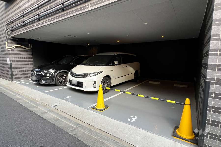敷地内駐車場（屋内平面式）