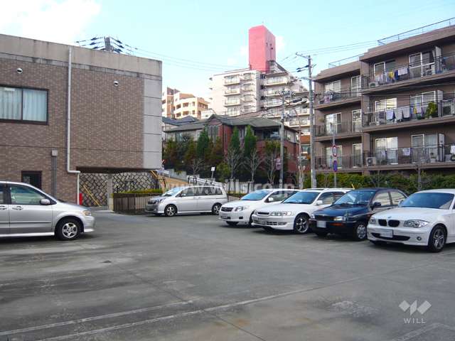 敷地内駐車場（屋外）