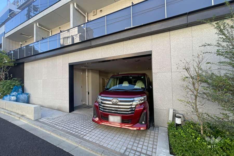 敷地内駐車場（屋内平面式）