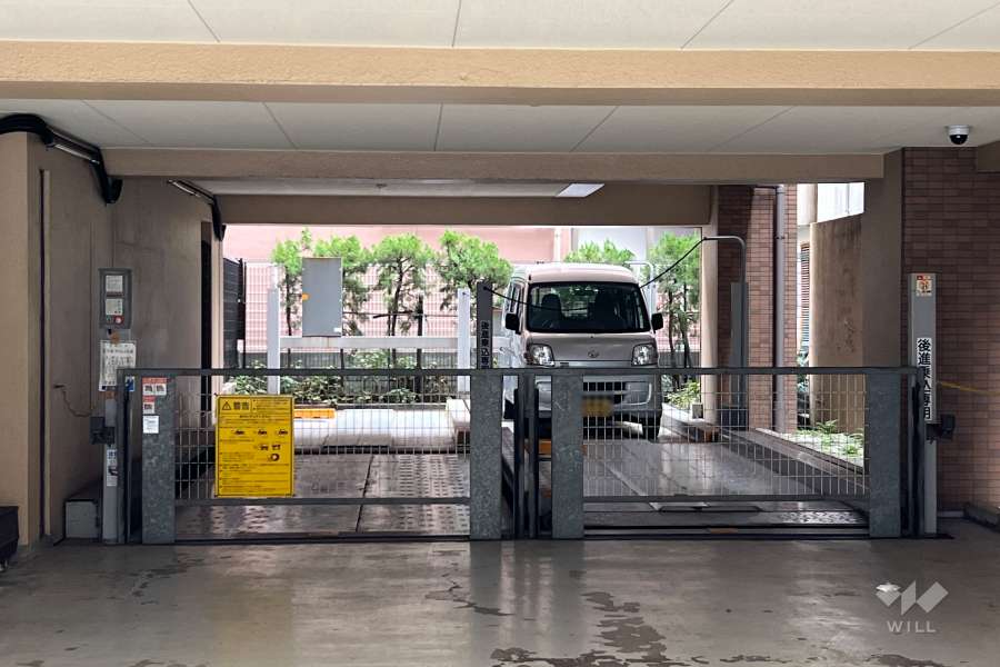 敷地内駐車場（機械式）