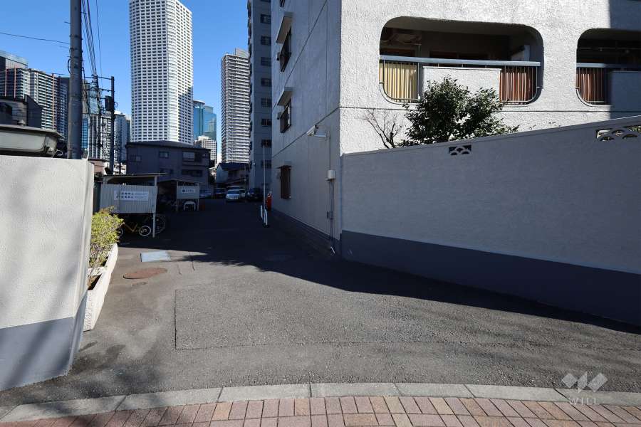 駐車場の出入口