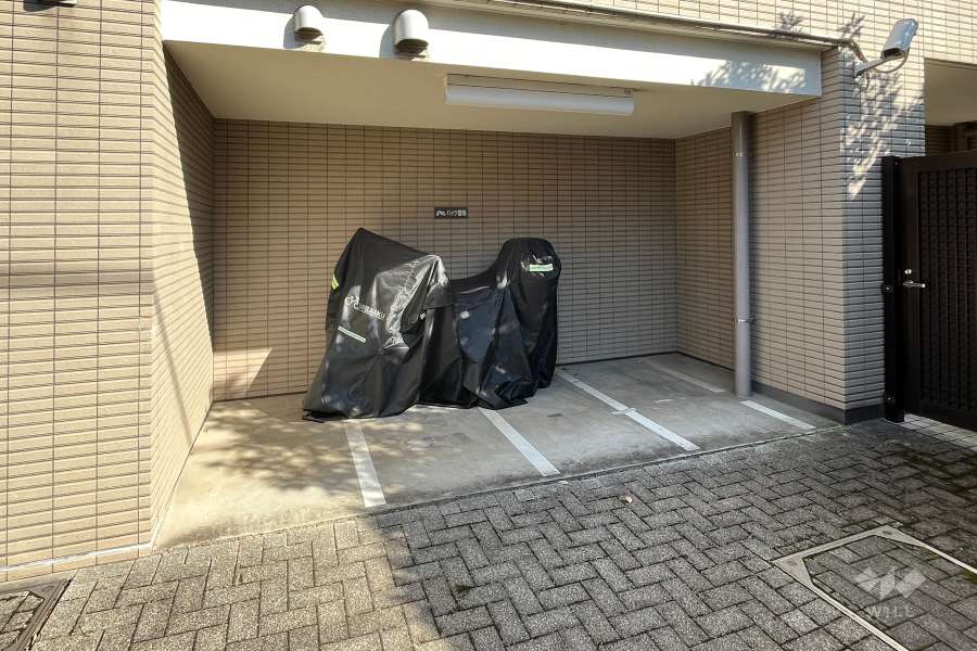 バイク置場