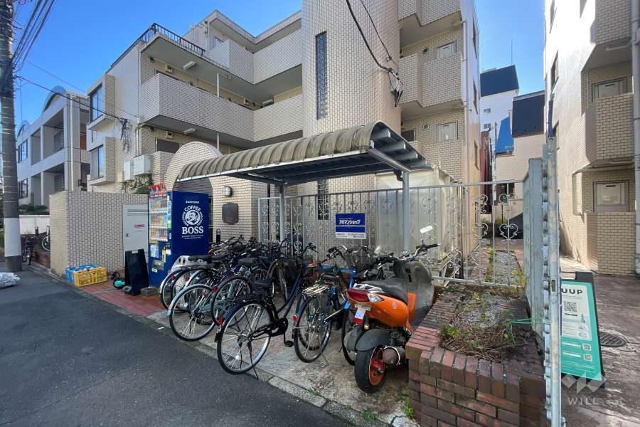 駐輪場（屋根付き）