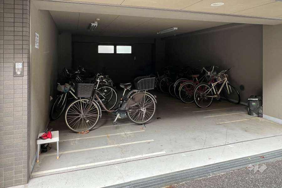 駐輪場・バイク置場
