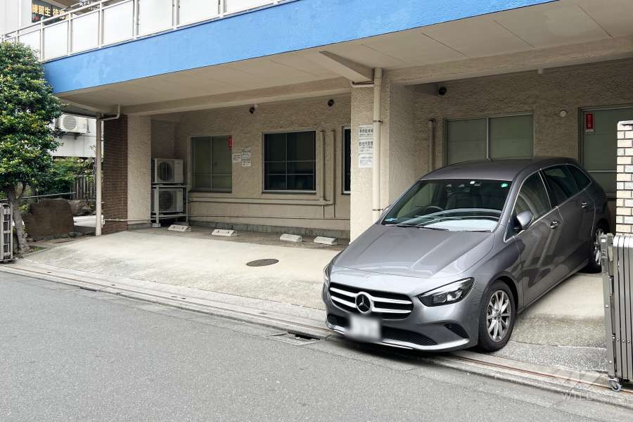 敷地内駐車場（屋外平面式）