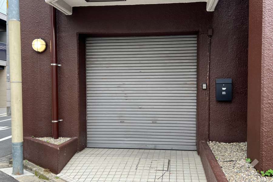 敷地内駐車場（屋内平面式）