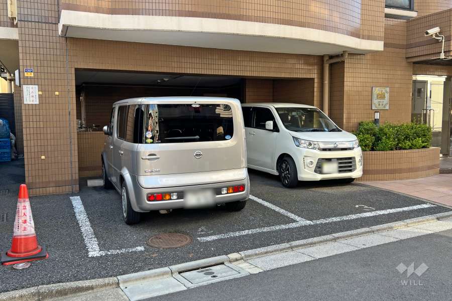 敷地内駐車場（屋外平面式）