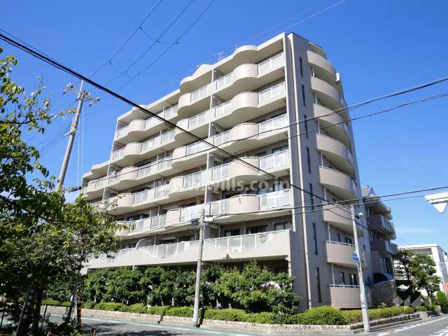 ジークレフフェリス西宮の外観（南東側から）