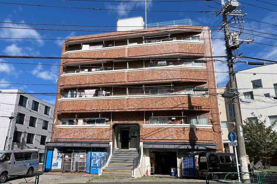 富士見スカイマンションの外観（南側から）