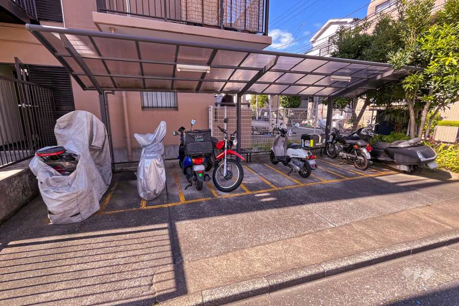 バイク置場