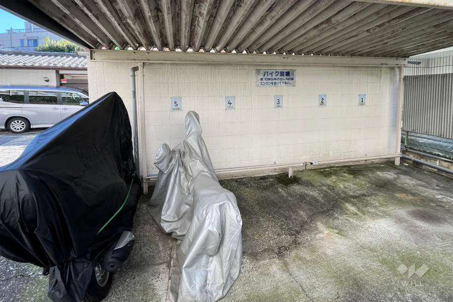 バイク置場
