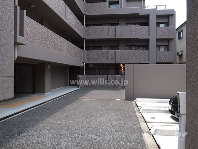 敷地内駐車場（来客用駐車場もあります。）