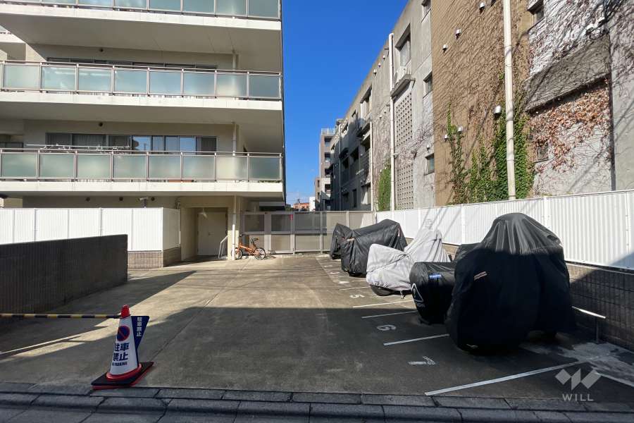 バイク置き場