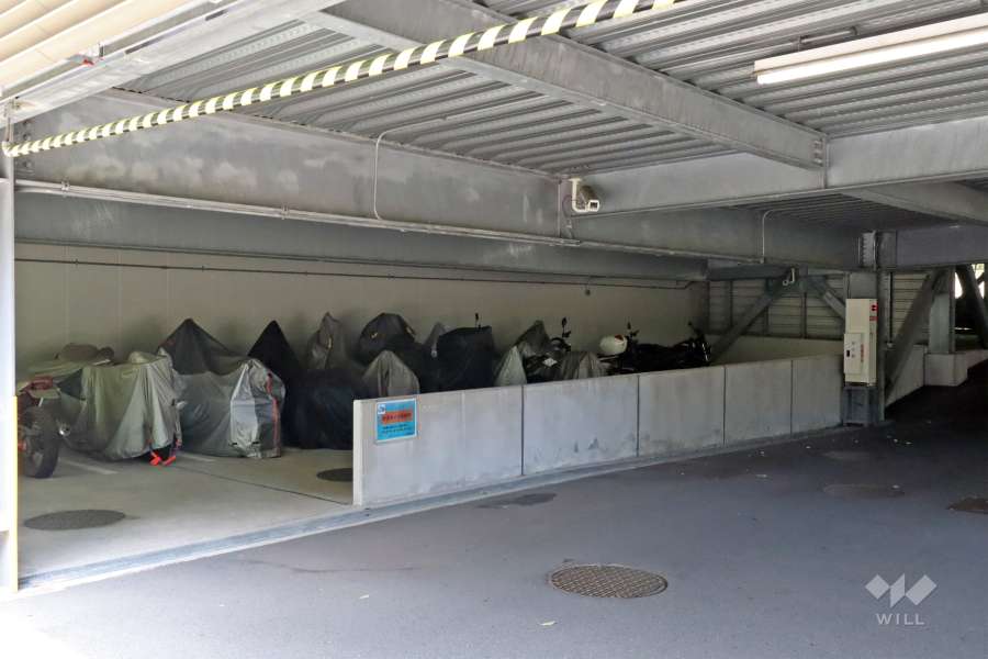 バイク置き場