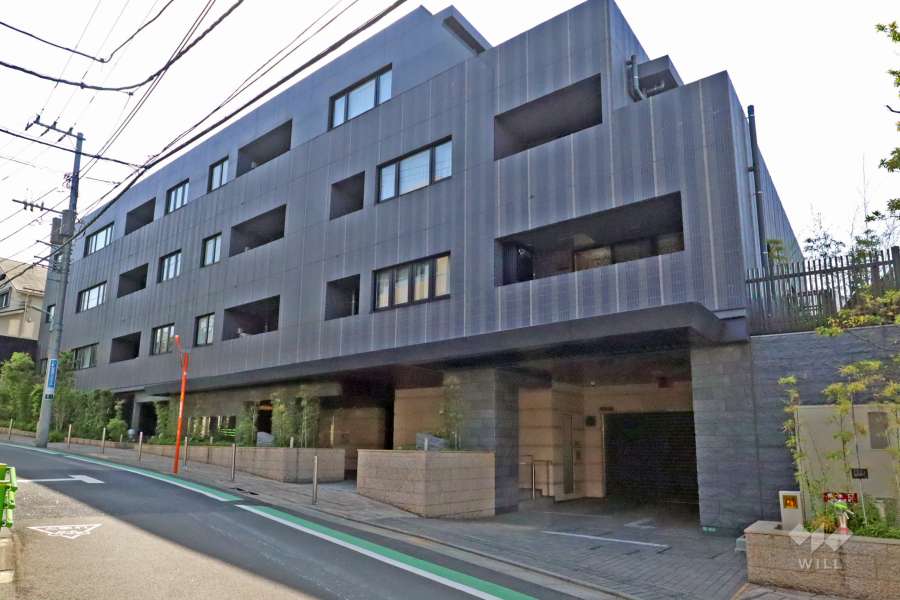 ザ・パークハウス中目黒小川坂の外観(東側から)