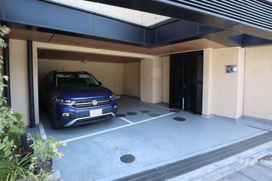 敷地内駐車場（屋内平面式）　