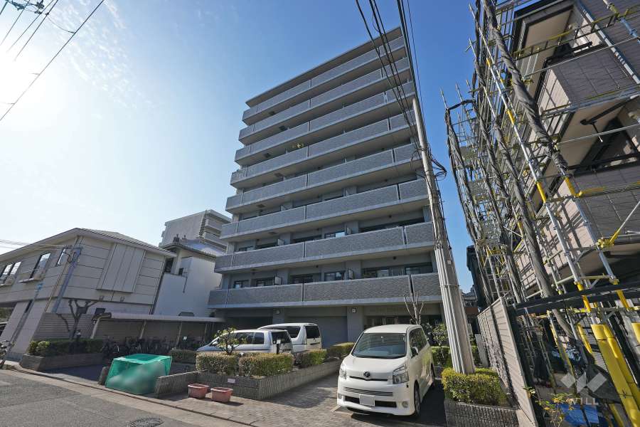 エスリード夙川東の外観（北東側から）
